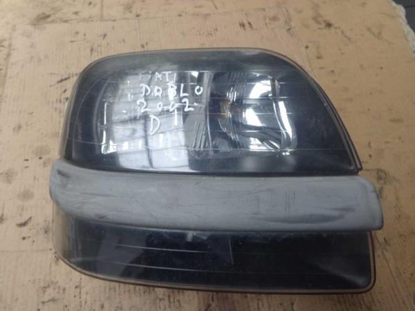 PHARE DROIT FIAT - Vue 1